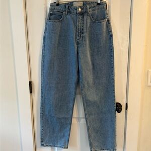 Everlane Curvy Way-high Jean, Size 29, Light Wash